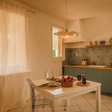Bilocale Il Giardino Di Gaia Дом отдыха *